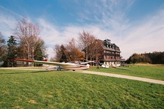 [FOTO, VIDEO] 100. rocznica urodzin Tadeusza Góry, legendy szybownictwa związanego z Bezmiechową